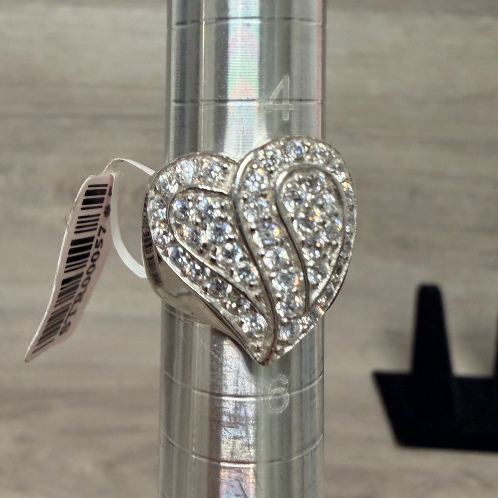Sterling Silver Heart Shaped Ring with Crystals .925